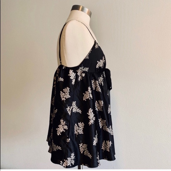 🔴 SOLD 🔴 BNWOT VS Floral Teddy XS - Picture 3 of 8